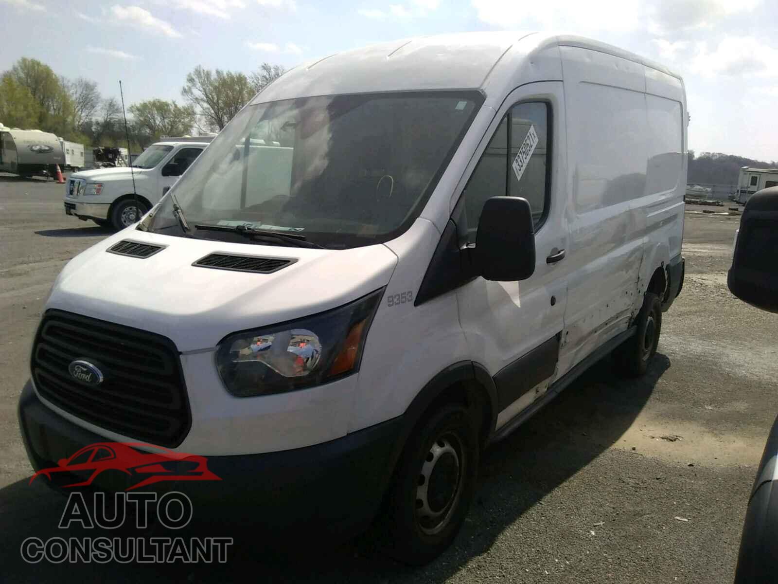 FORD TRANSIT CO 2017 - 1FTYR1CM5HKA49353