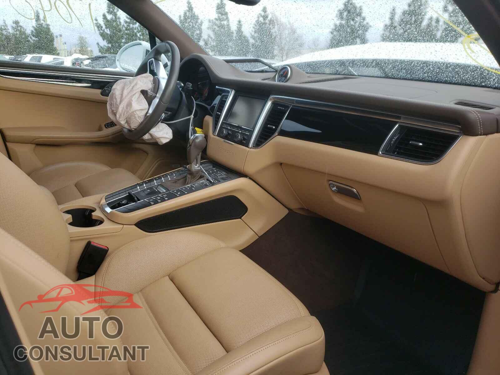 PORSCHE MACAN 2016 - WP1AB2A56GLB46432