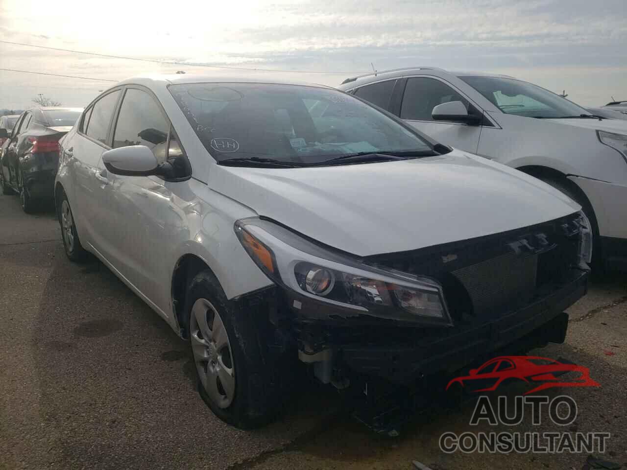 KIA FORTE 2017 - 3KPFK4A75HE018651