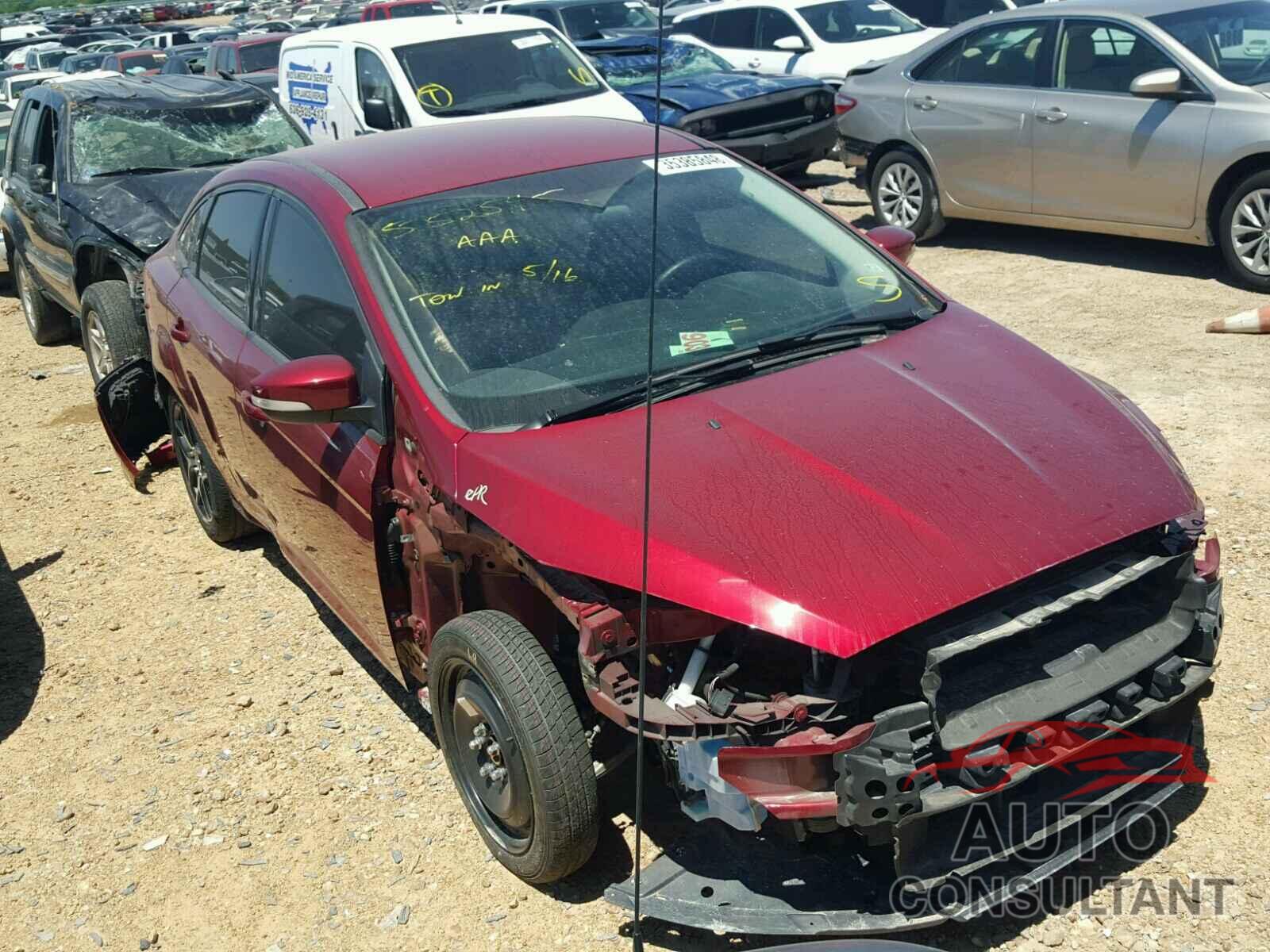 FORD FOCUS 2015 - 1FADP3F23FL348136