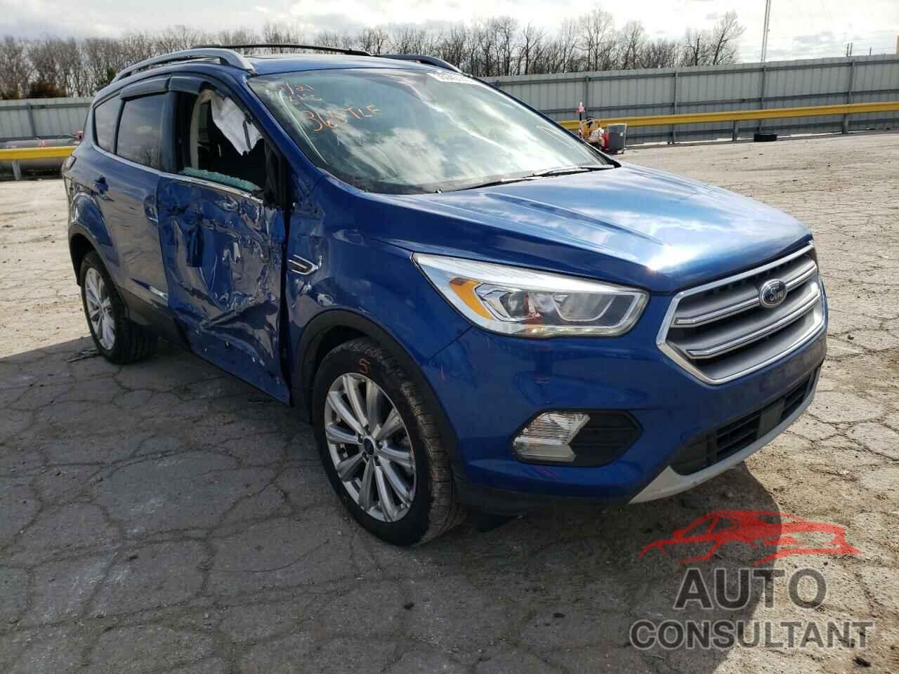 FORD ESCAPE 2017 - 1FMCU9J90HUC79159