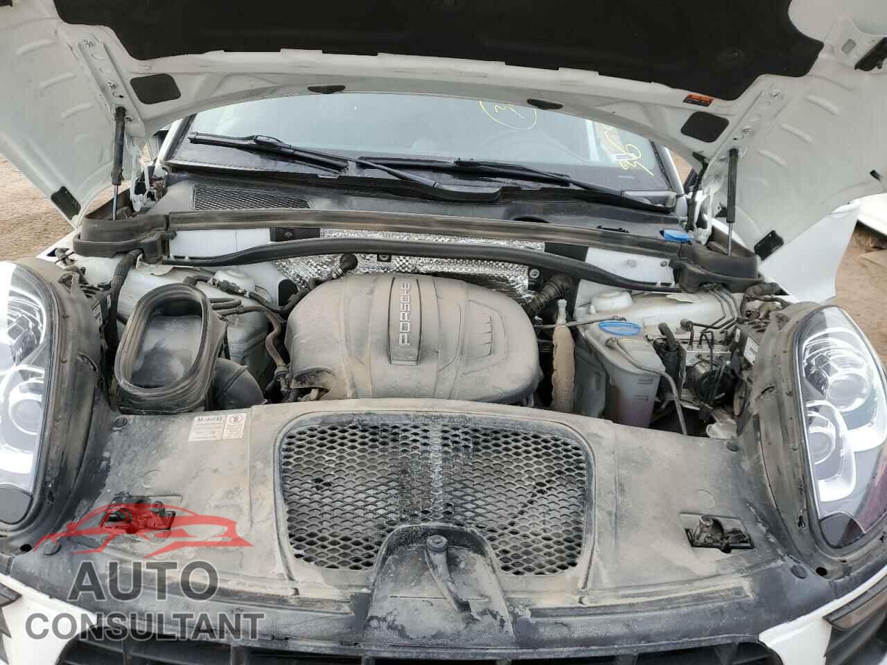 PORSCHE MACAN 2018 - WP1AA2A52JLB23921