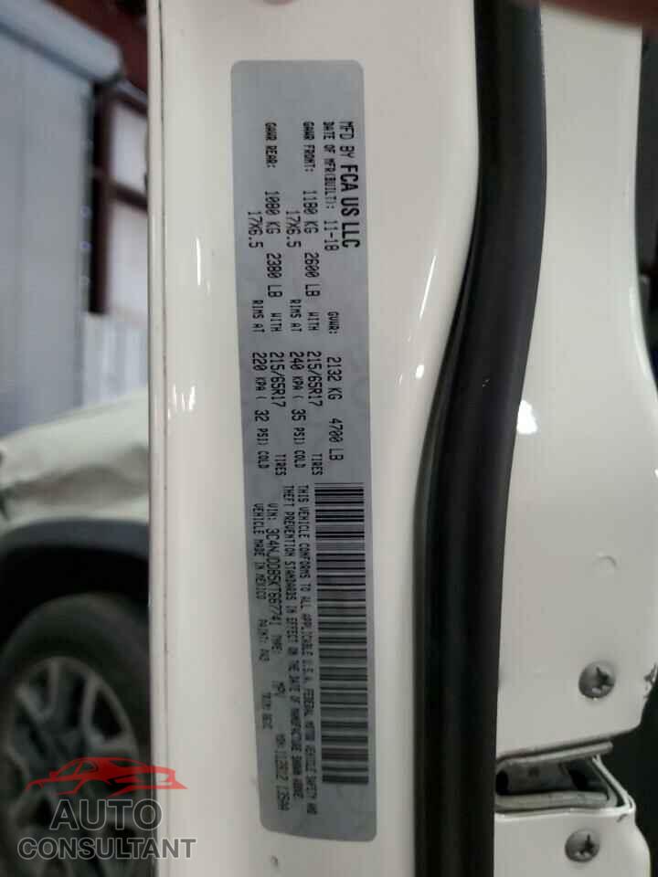 JEEP COMPASS 2019 - 3C4NJDDB5KT667741