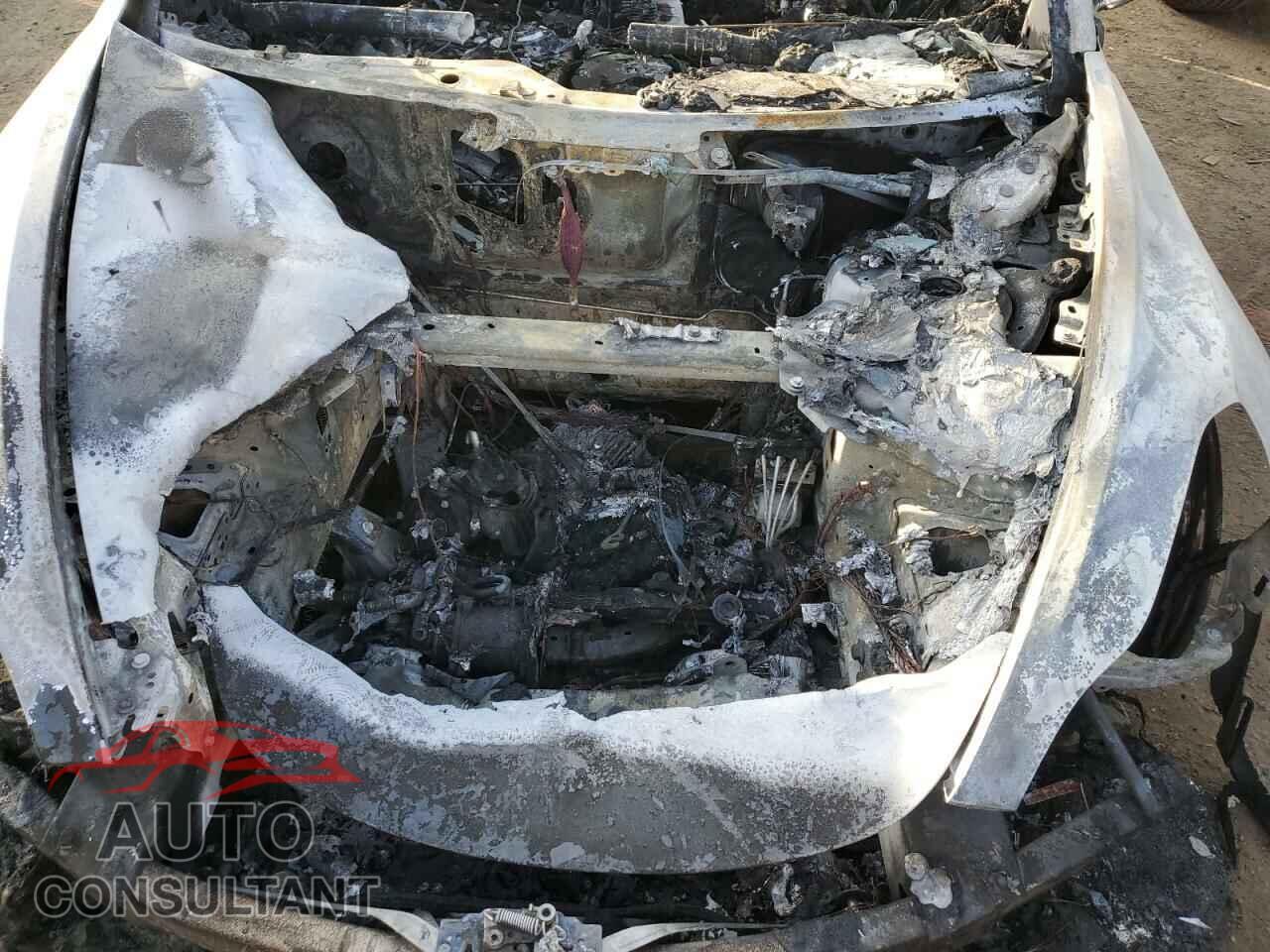 TESLA MODEL 3 2018 - 5YJ3E1EA0JF030866