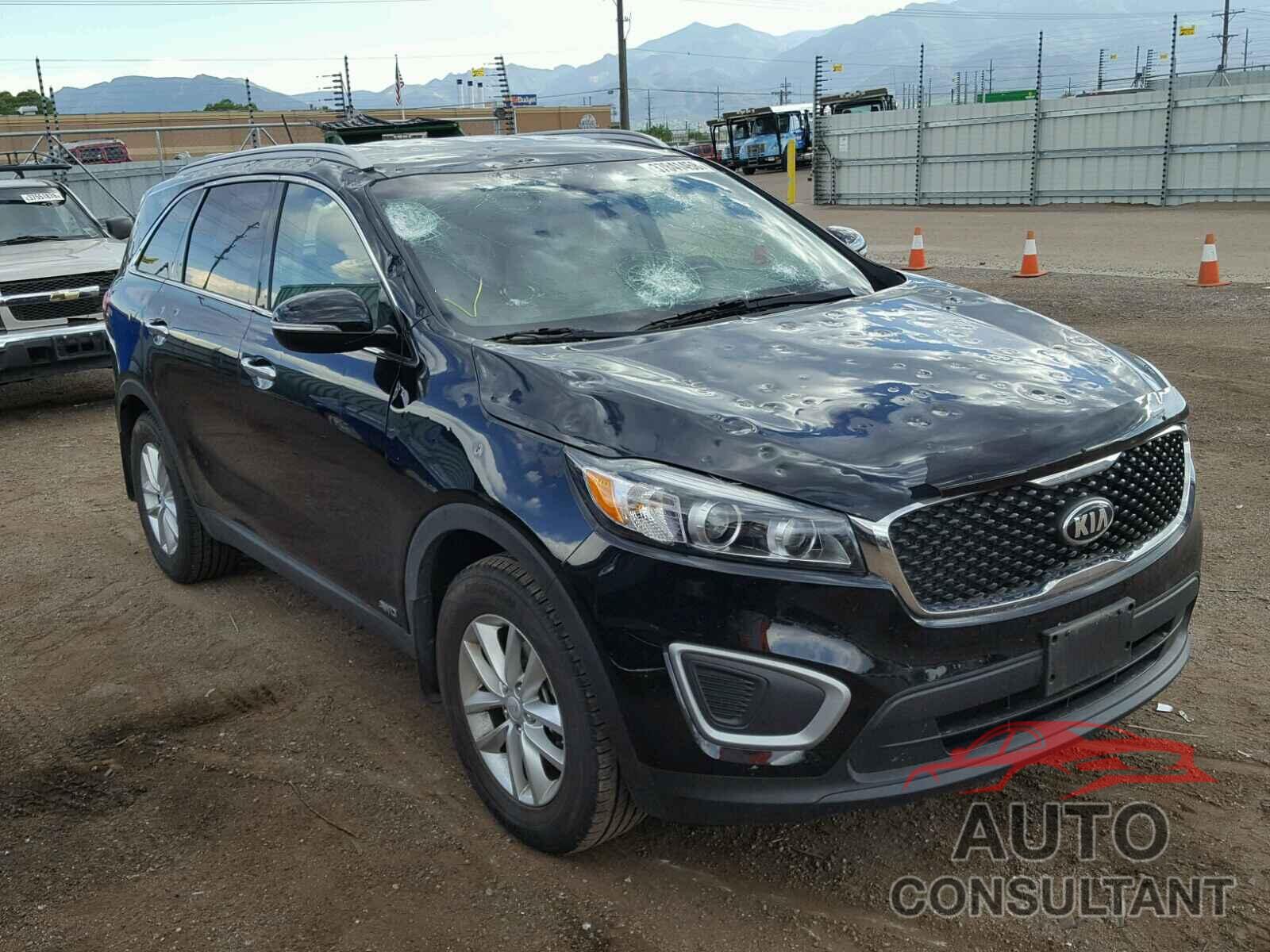 KIA SORENTO LX 2017 - 5XYPGDA33HG215324