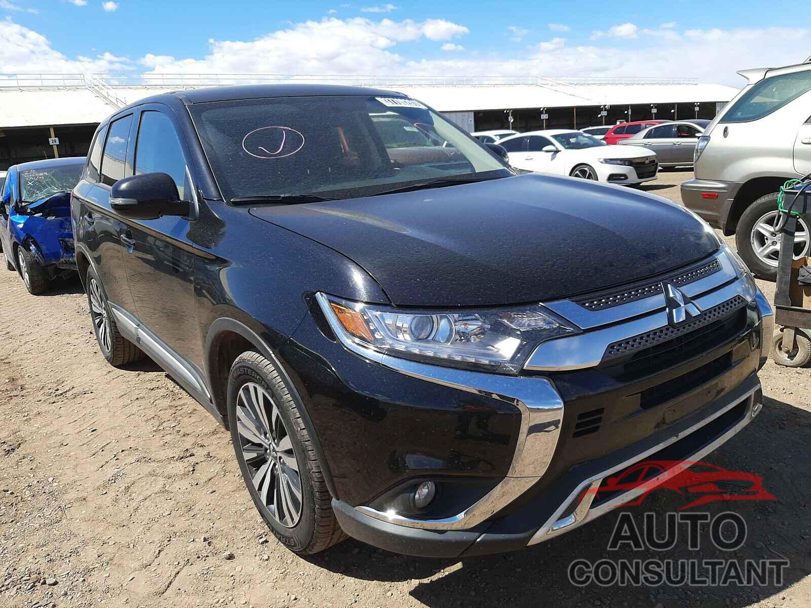 MITSUBISHI OUTLANDER 2019 - JA4AD3A34KZ035717