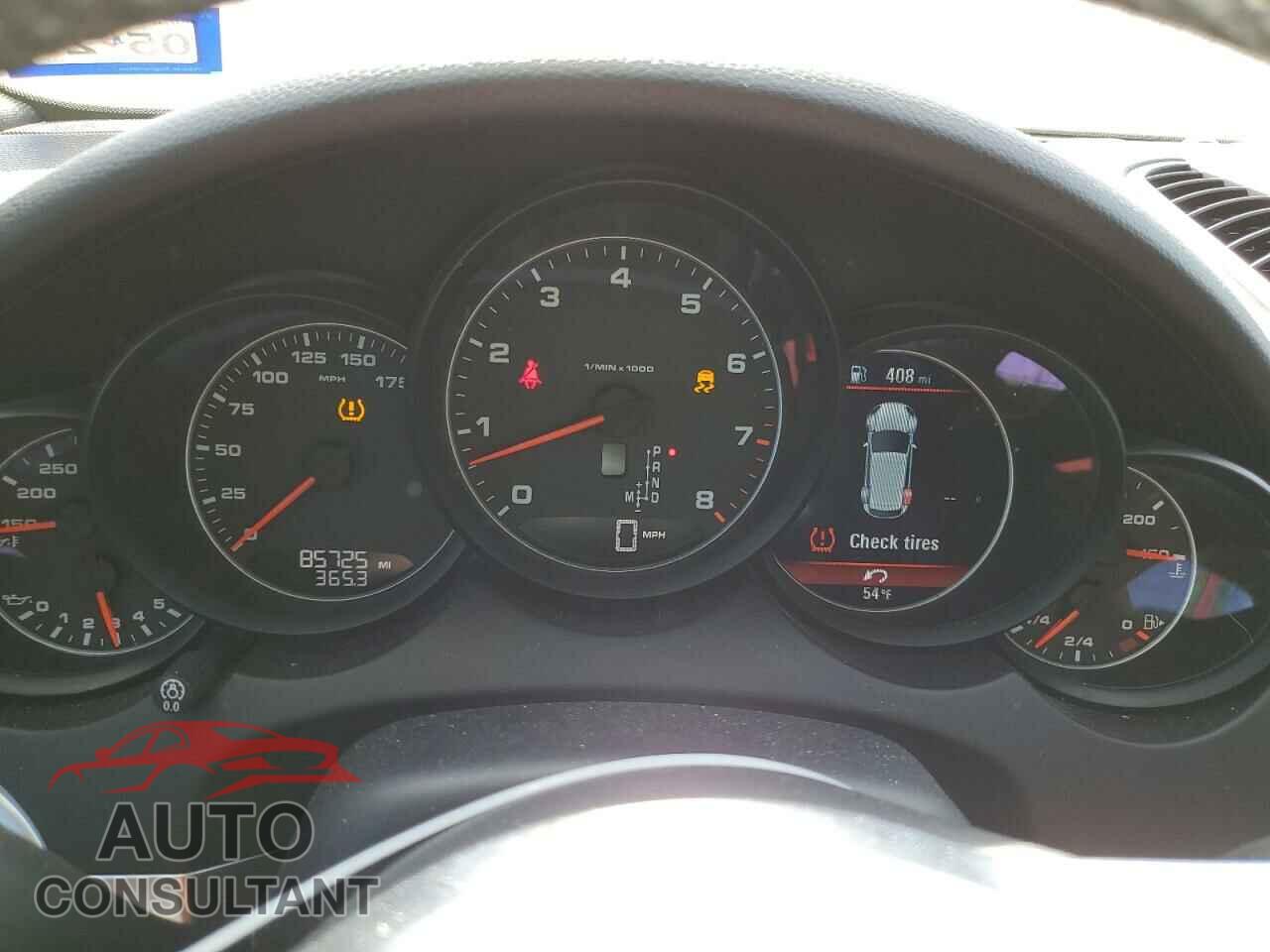 PORSCHE CAYENNE 2017 - WP1AA2A26HKA80285