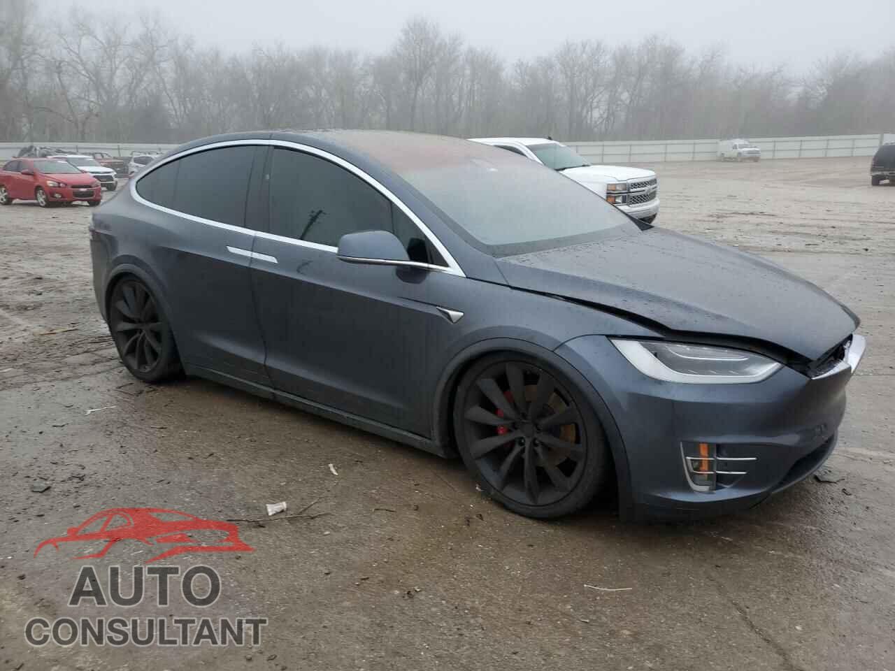 TESLA MODEL X 2017 - 5YJXCBE48HF052633