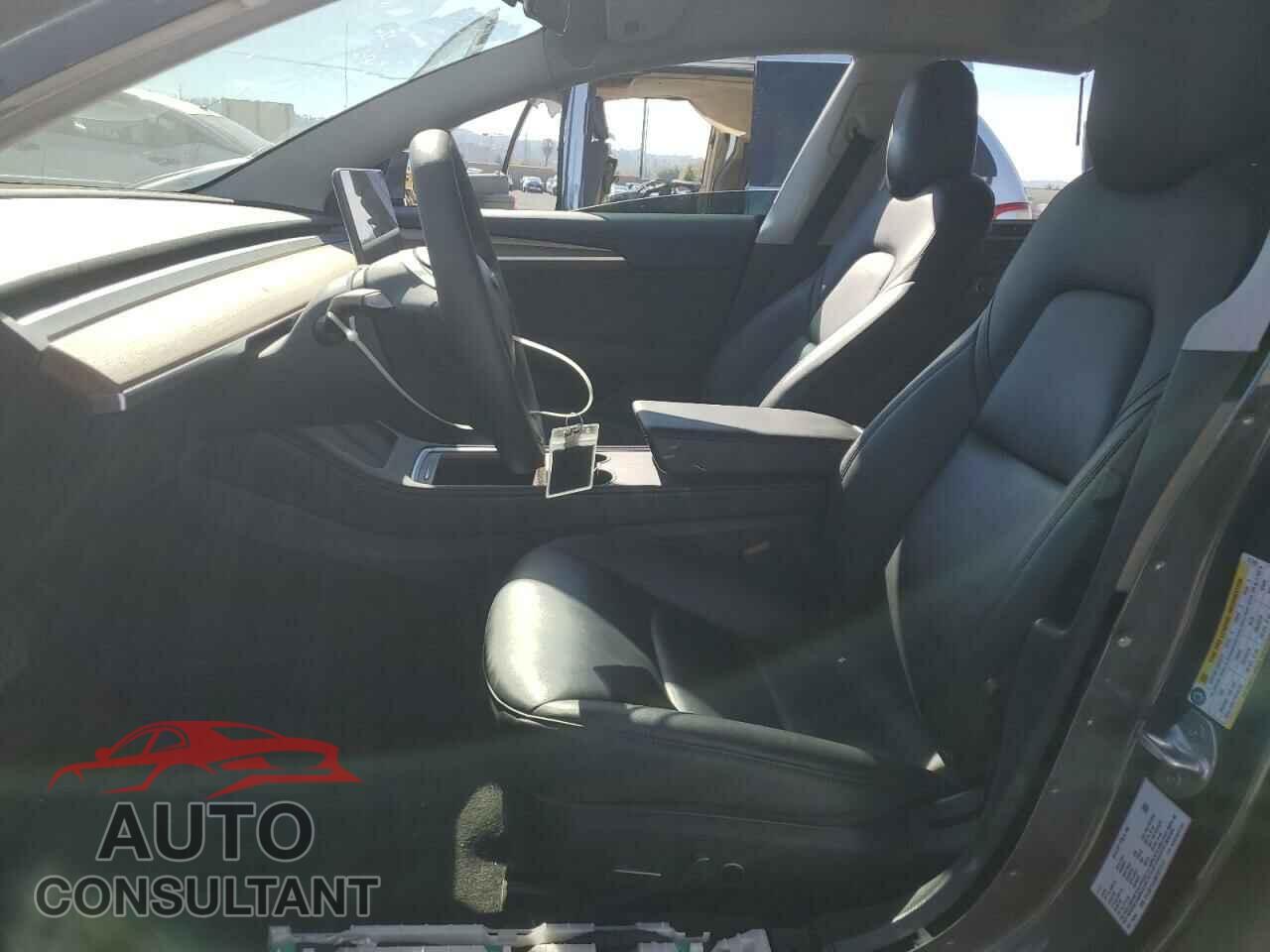 TESLA MODEL 3 2021 - 5YJ3E1EA3MF017419
