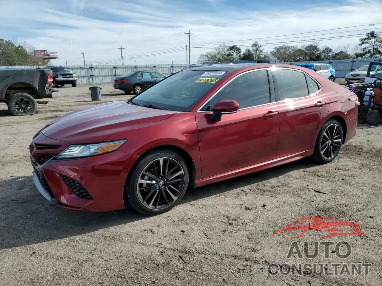 TOYOTA CAMRY 2018 - 4T1B61HK5JU600182