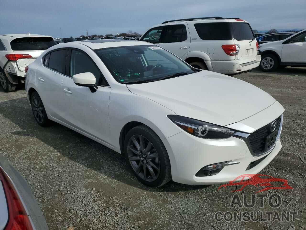 MAZDA 3 2018 - 3MZBN1W34JM253013