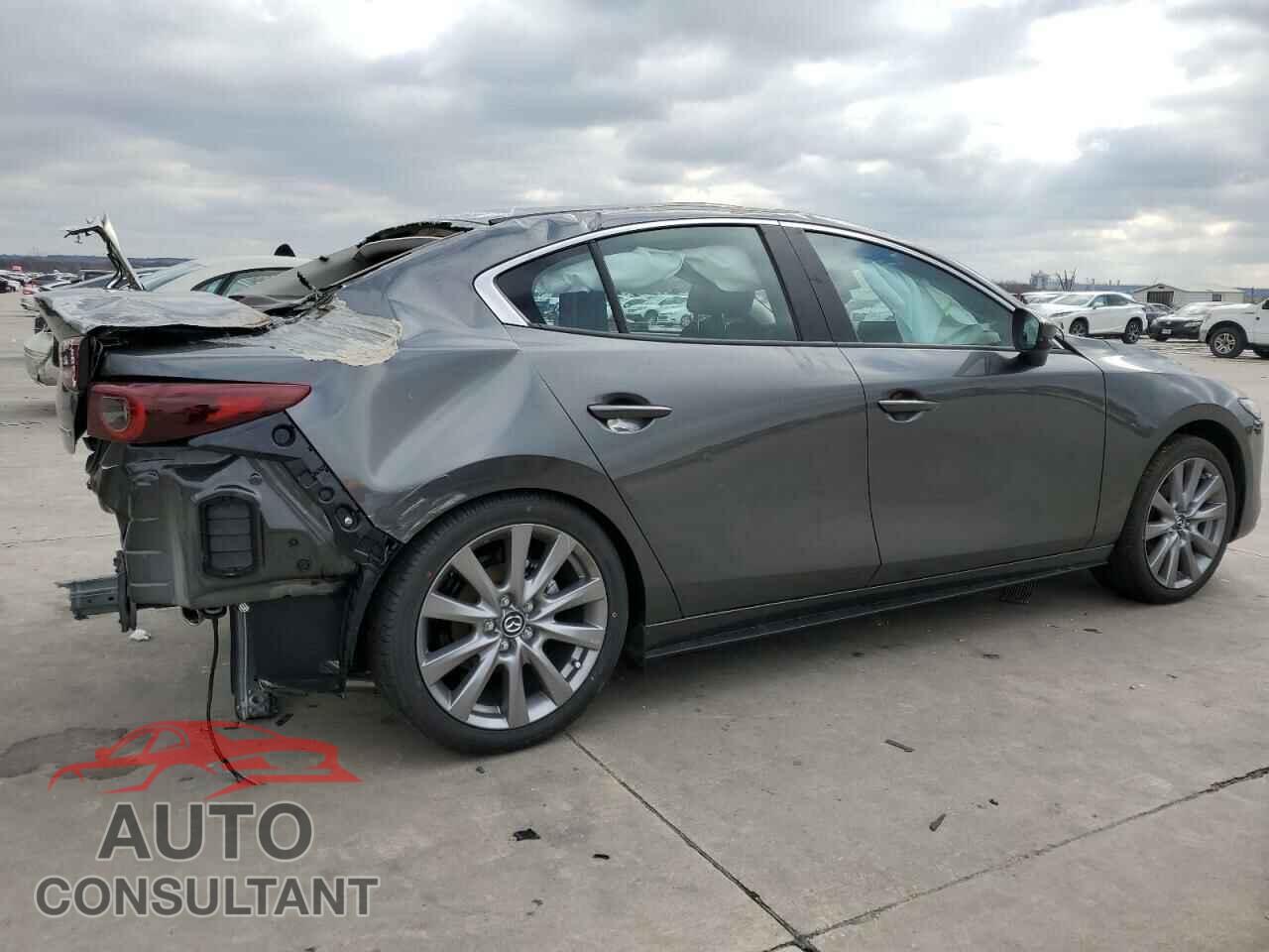 MAZDA 3 2022 - 3MZBPABL3NM317239