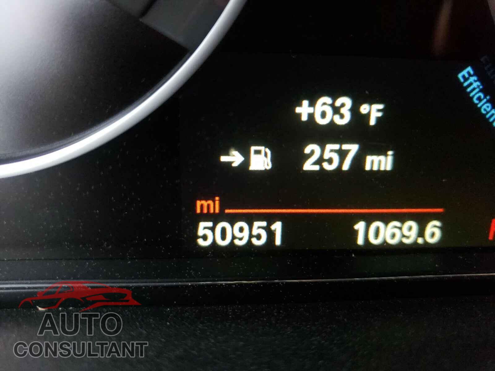 BMW 3 SERIES 2016 - WBA8E9G52GNU27703