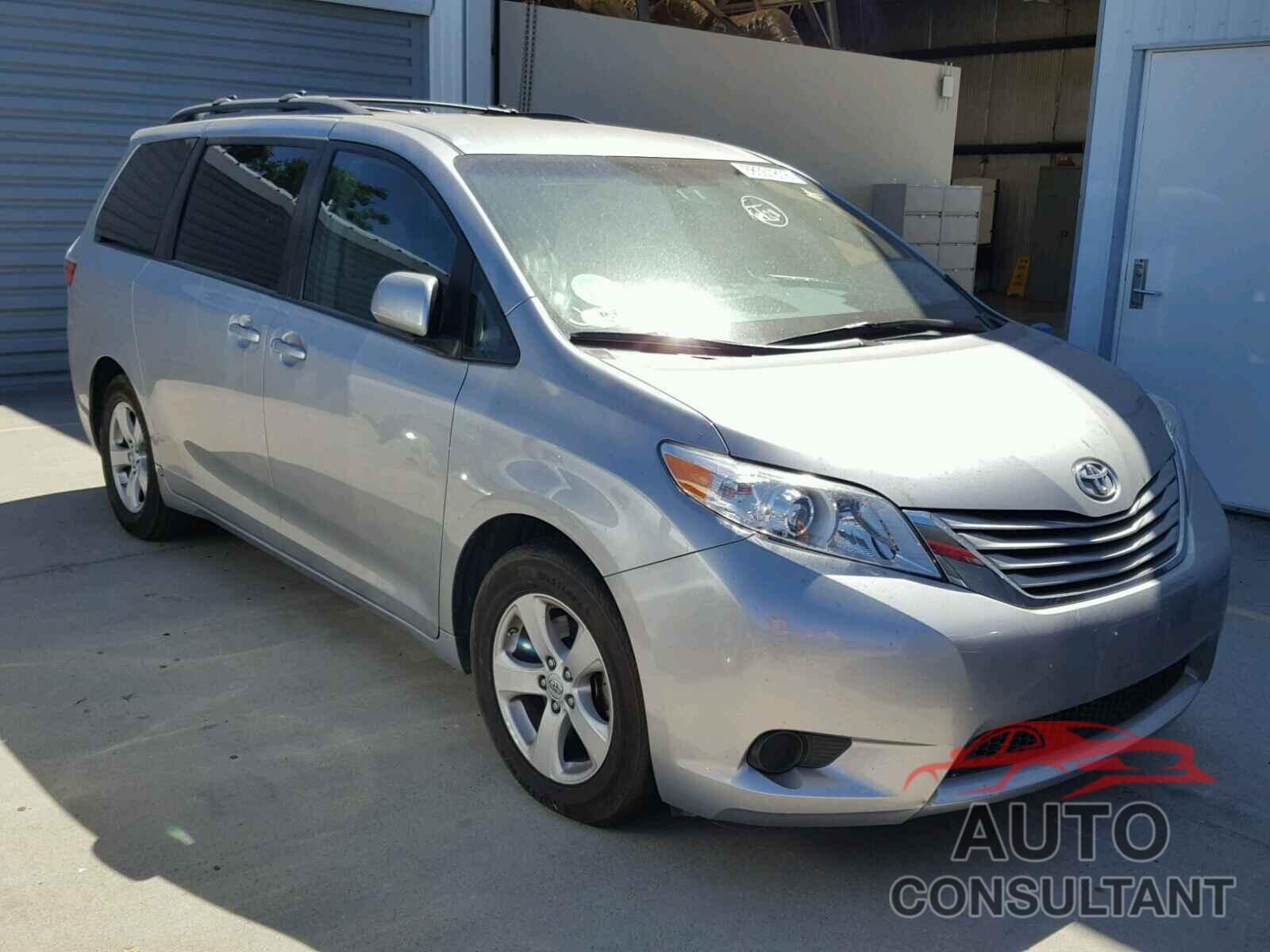 TOYOTA SIENNA 2017 - 5TDKZ3DC9HS802057