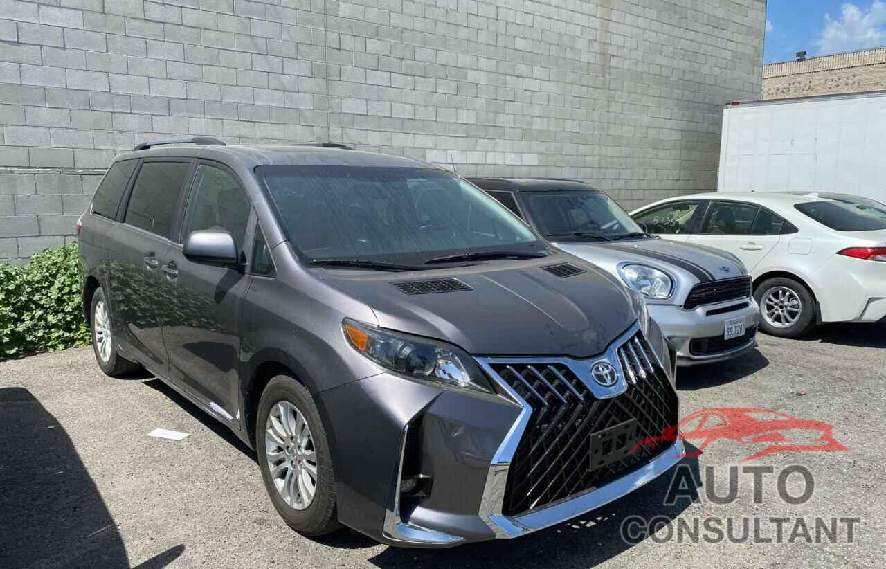 TOYOTA SIENNA 2017 - 5TDYZ3DC5HS851850