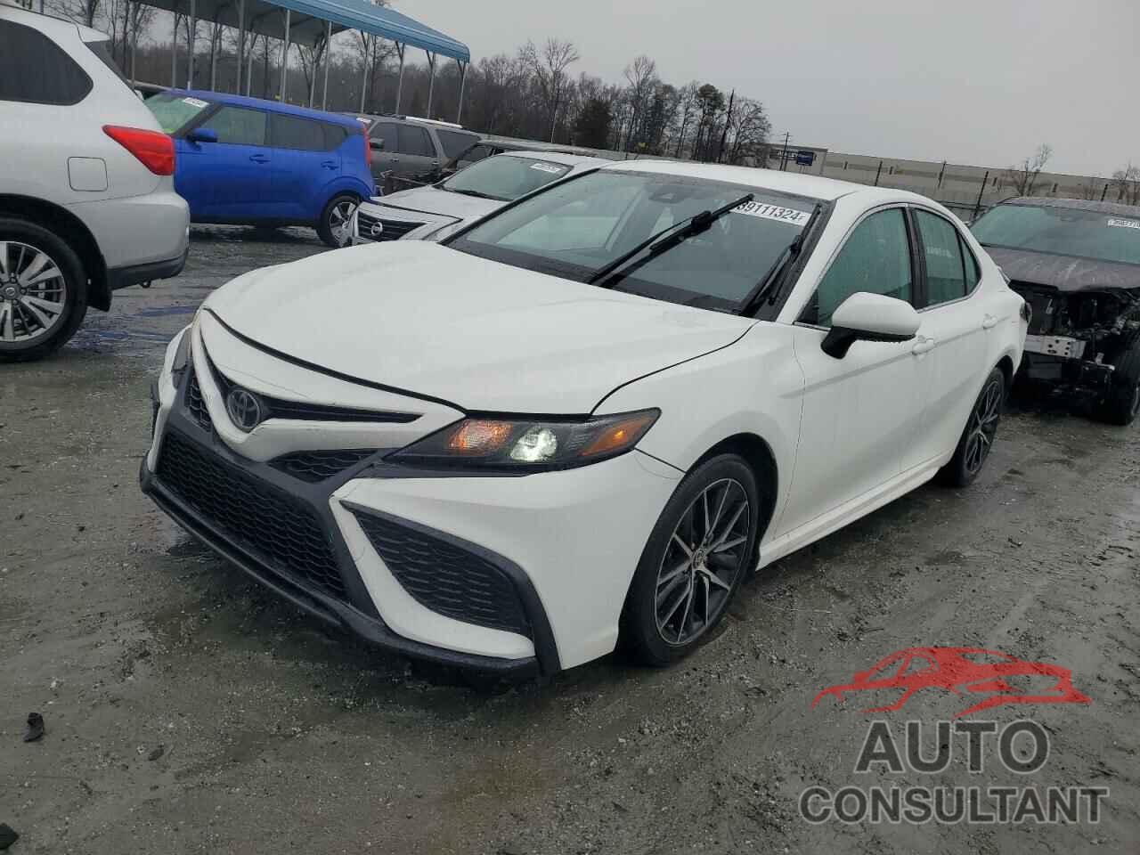 TOYOTA CAMRY 2021 - 4T1G11AK4MU445093