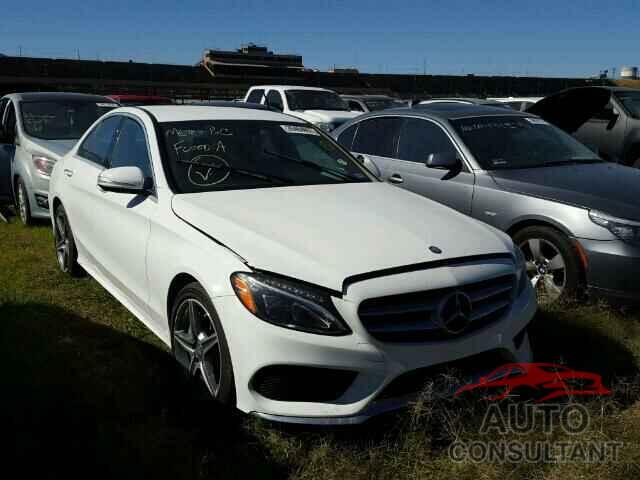 MERCEDES-BENZ C 400 4MATIC 2015 - 55SWF6GB0FU017327