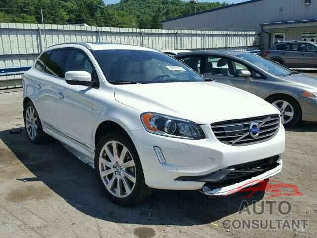 VOLVO XC60 2015 - YV4902RDXF2615285