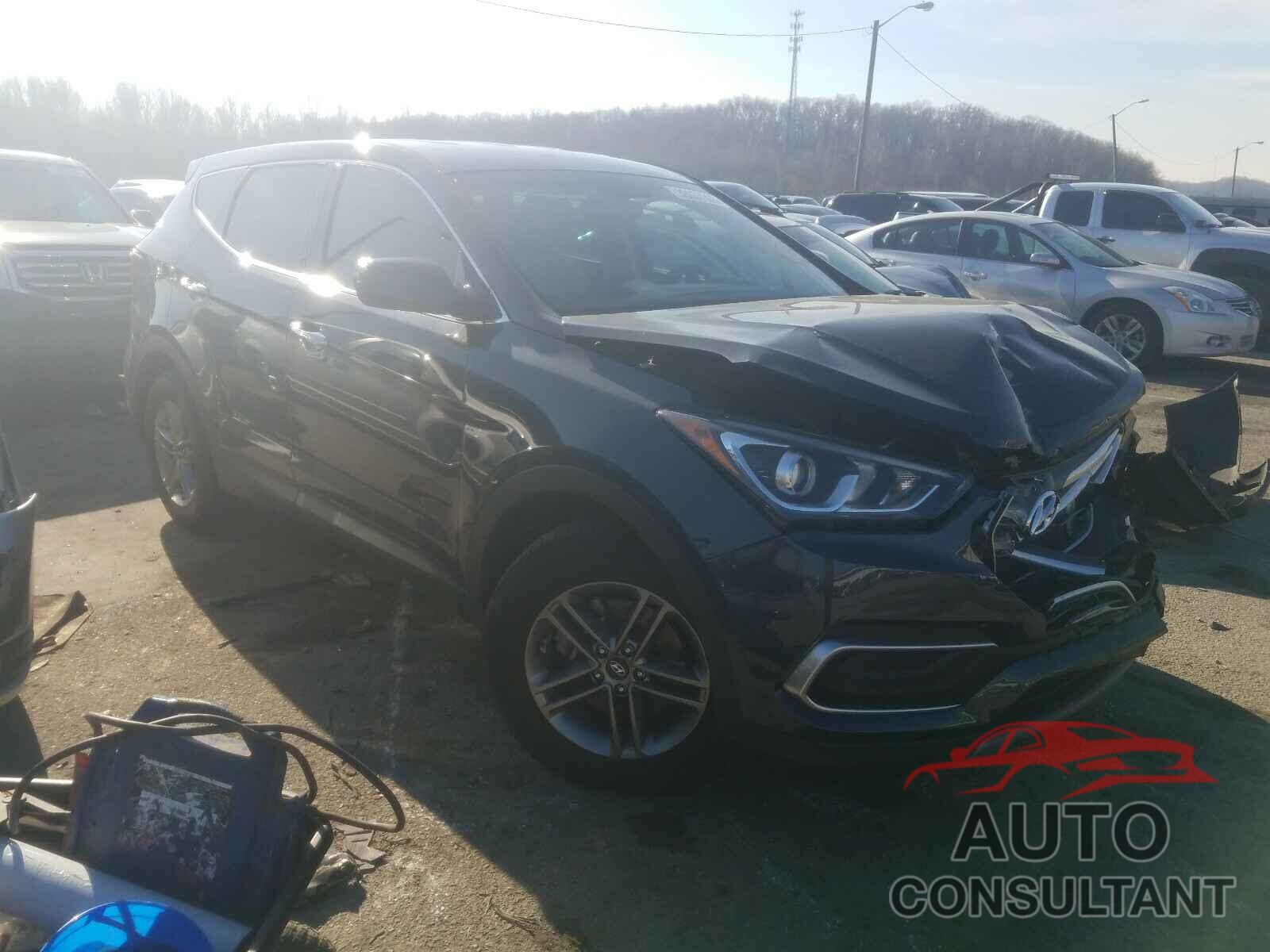 HYUNDAI SANTA FE 2018 - 5NMZTDLB2JH099313
