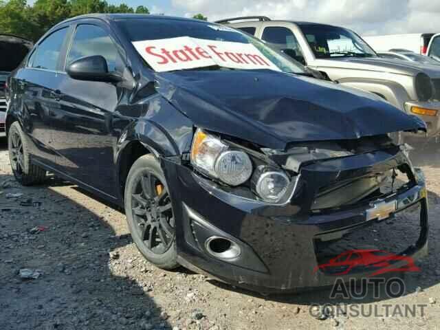 CHEVROLET SONIC 2015 - 1G1JC5SH7F4151133