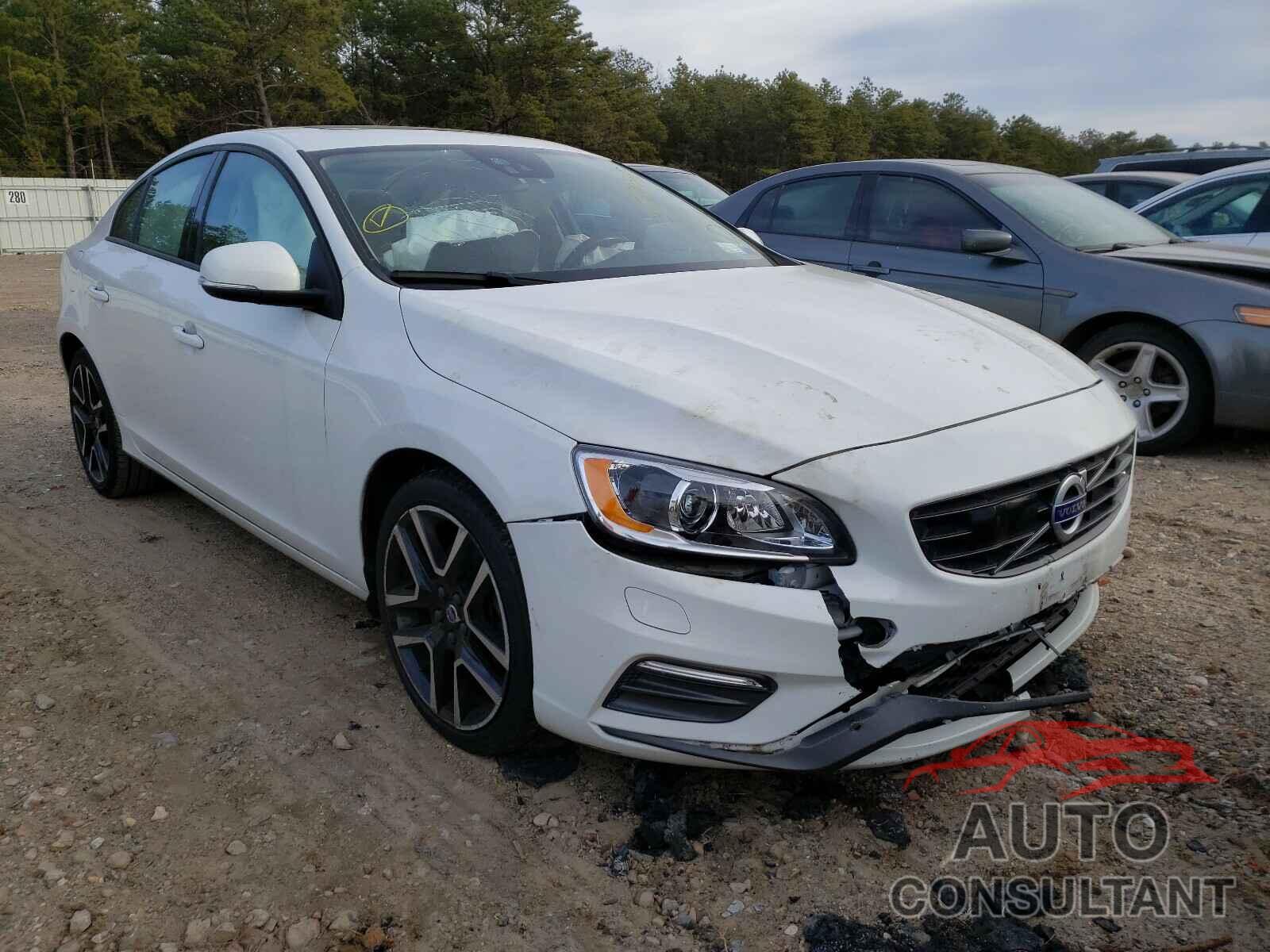 VOLVO S60 2018 - YV126MFL4J2465204