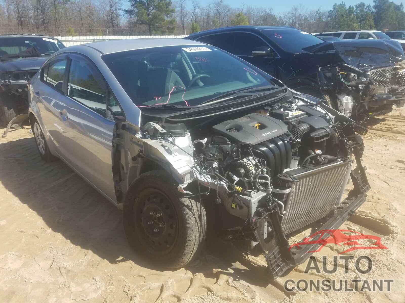 KIA FORTE 2018 - 3KPFL4A79JE253783