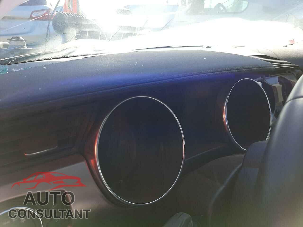 FORD MUSTANG 2021 - 1FATP8UH5M5121984