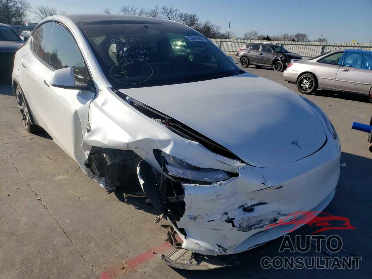 TESLA MODEL Y 2021 - 5YJYGDEE5MF084267