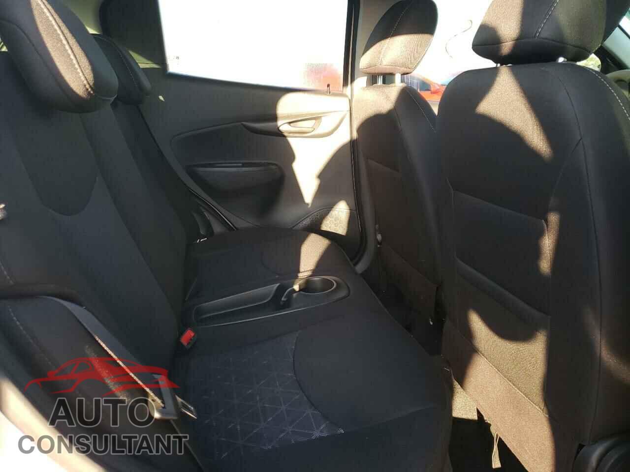 CHEVROLET SPARK 2021 - KL8CD6SA7MC707362