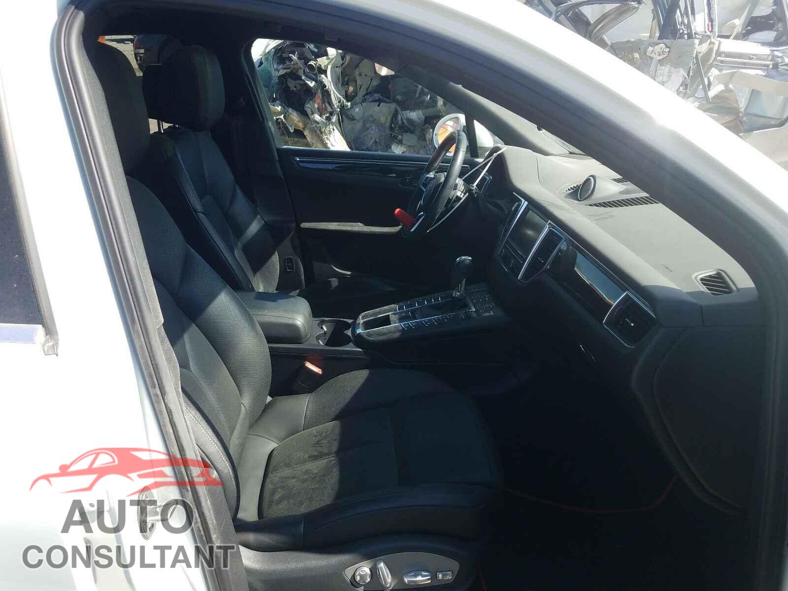 PORSCHE MACAN 2016 - WP1AB2A58GLB58887
