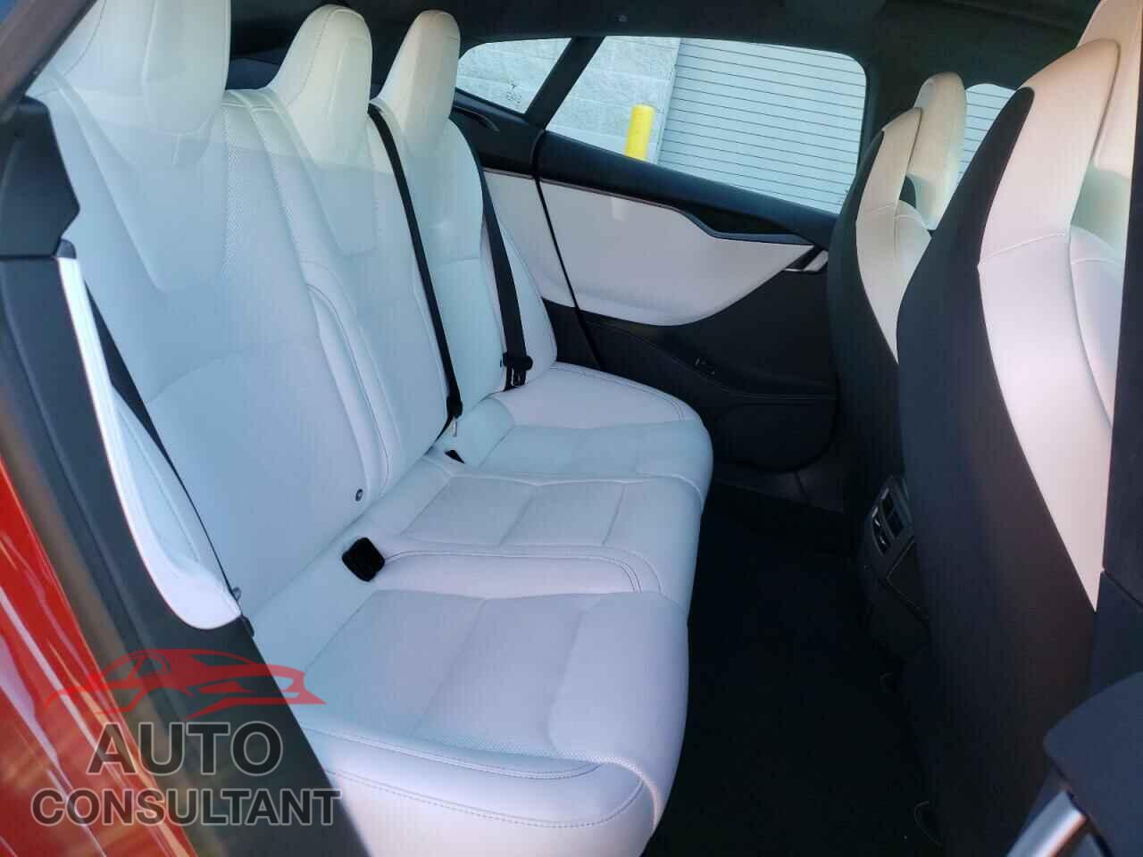 TESLA MODEL S 2018 - 5YJSA1E4XJF281346