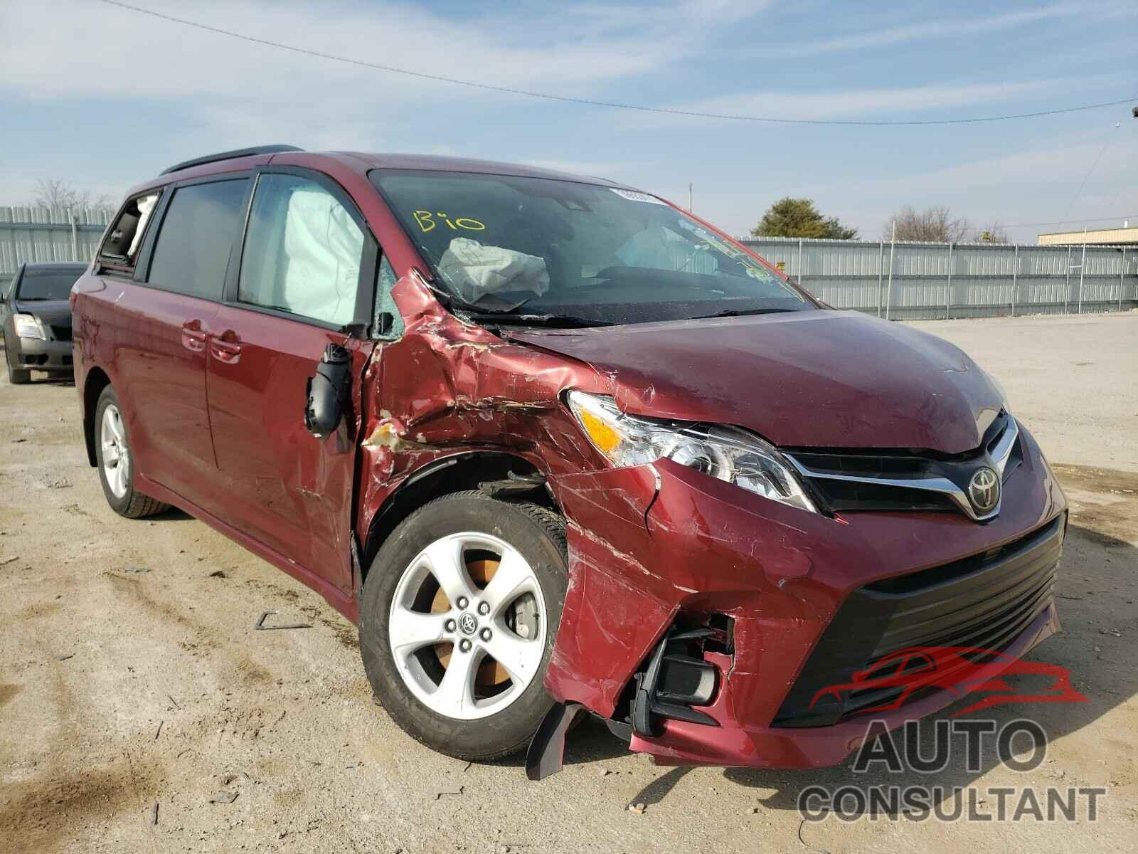 TOYOTA SIENNA 2019 - 5TDKZ3DC9KS994183