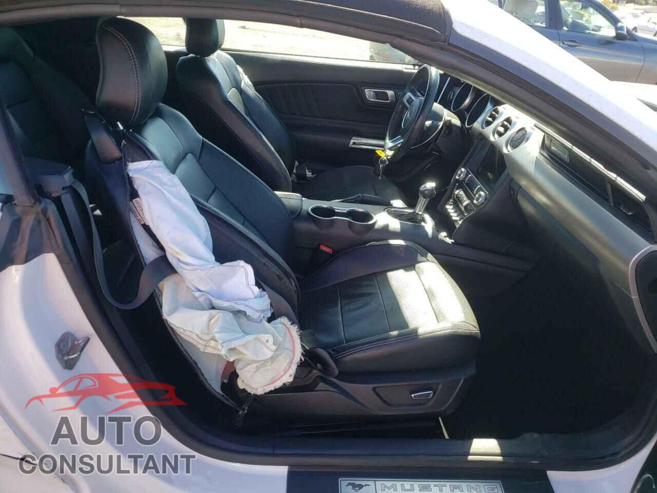 FORD MUSTANG 2019 - 1FATP8UH3K5158688