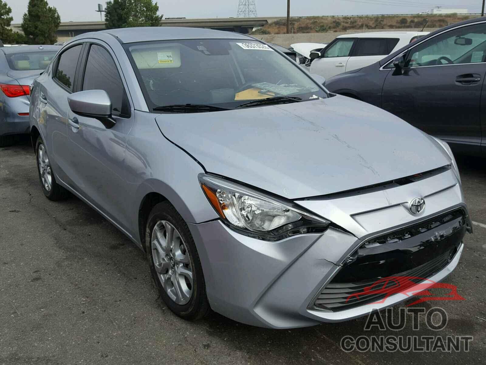 TOYOTA YARIS 2018 - 3MYDLBYV5JY308875
