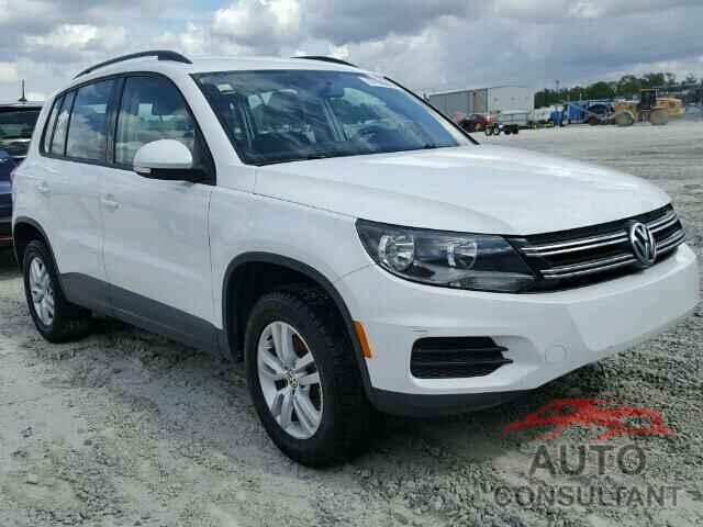 VOLKSWAGEN TIGUAN 2015 - WVGAV7AX3FW552040