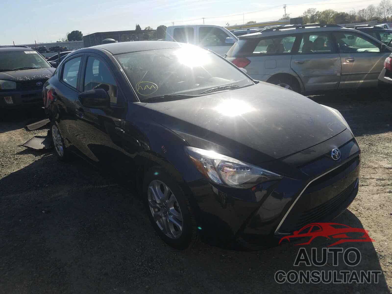 TOYOTA YARIS 2017 - 3MYDLBYV7HY186126