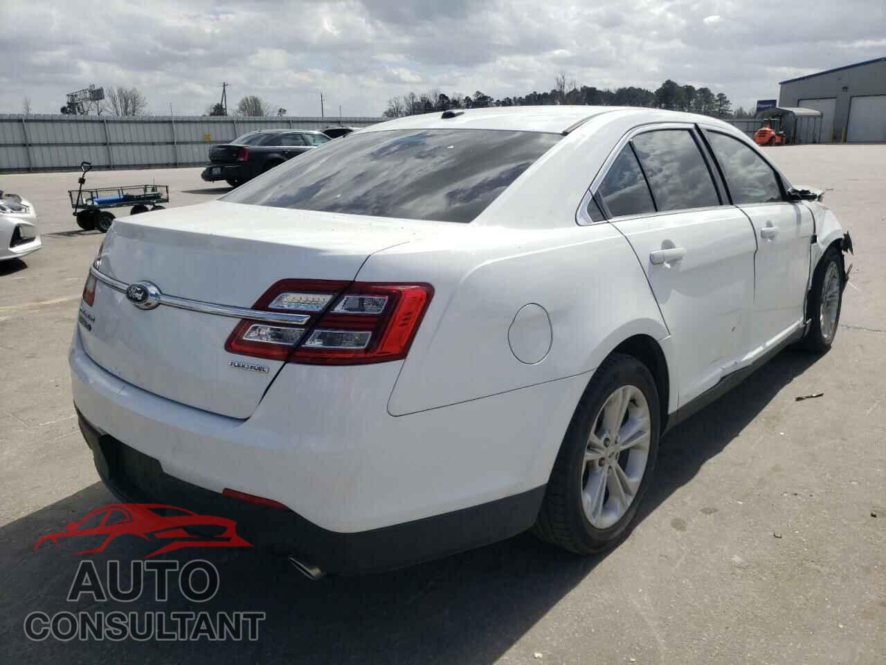 FORD TAURUS 2016 - 1FAHP2D80GG124397
