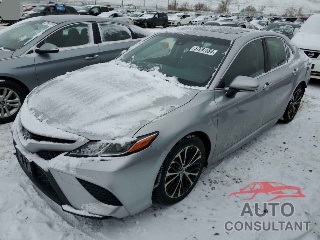 TOYOTA CAMRY 2018 - JTNB11HKXJ3013481