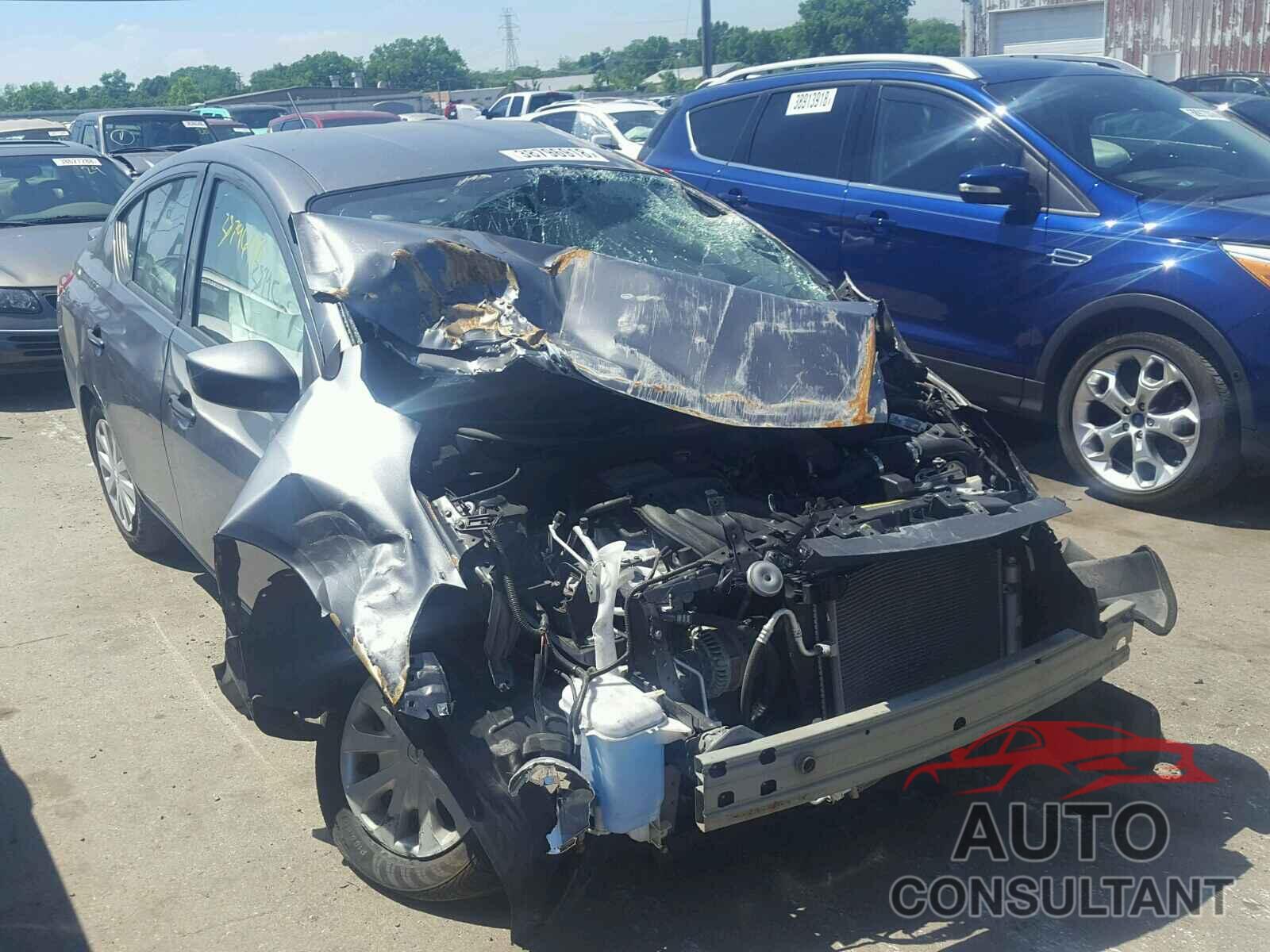 NISSAN VERSA 2017 - 3N1CN7AP2HL808290