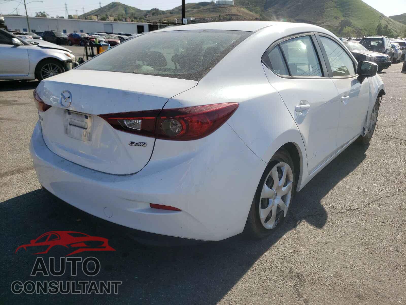 MAZDA 3 2017 - 3MZBN1U79HM156888