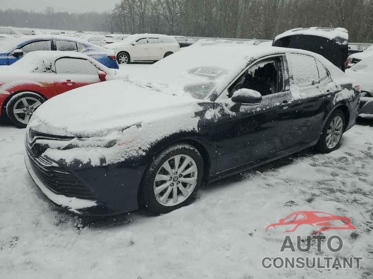 TOYOTA CAMRY 2018 - JTNB11HK1J3028029