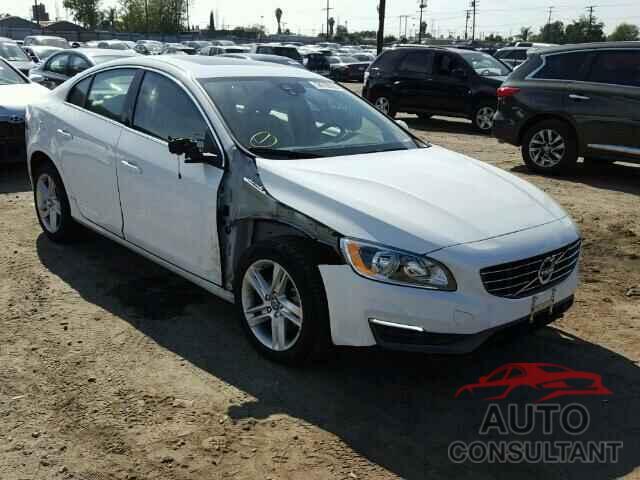 VOLVO S60 2015 - YV140MFC0F2316872