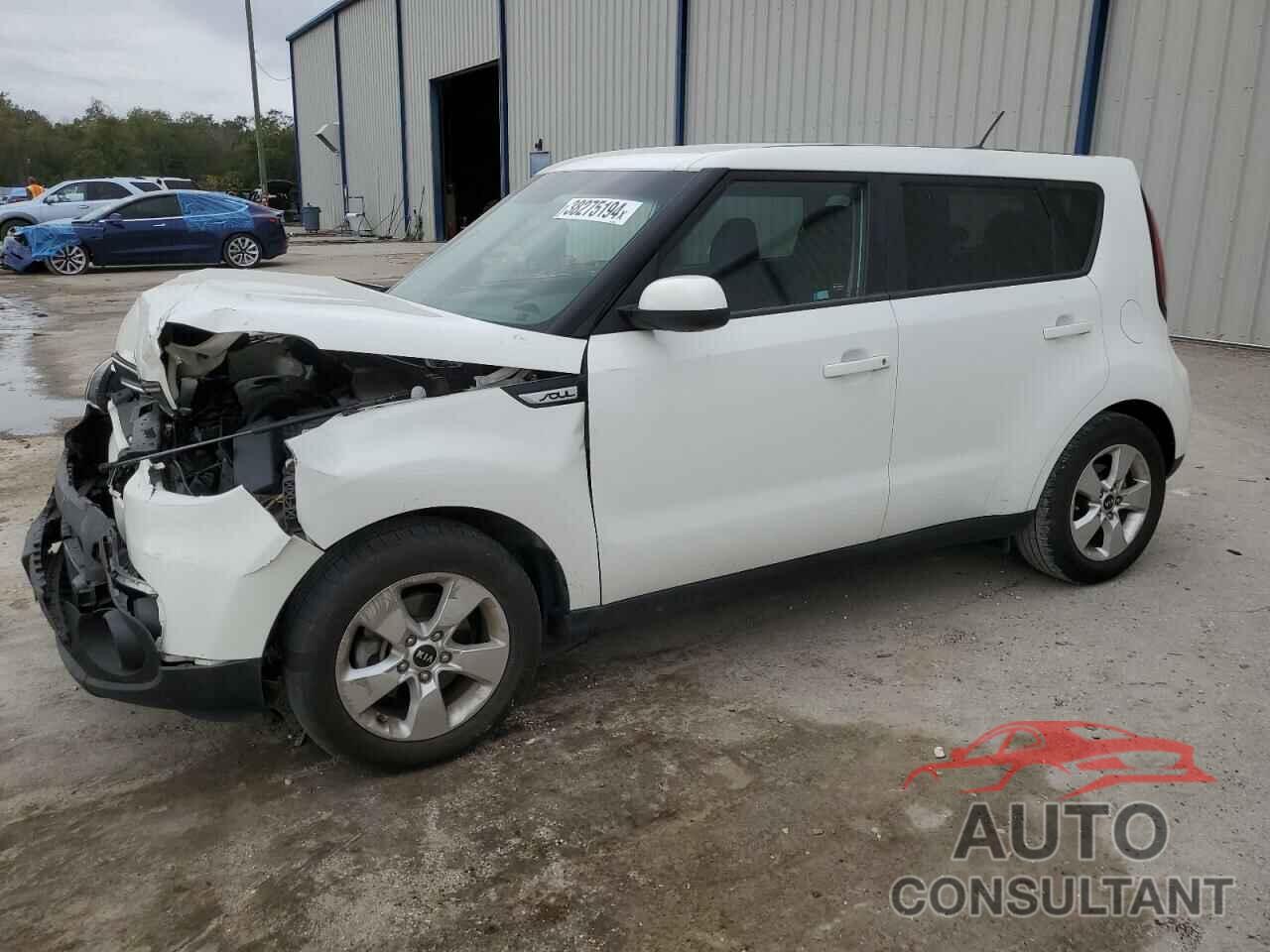KIA SOUL 2017 - KNDJN2A23H7447801