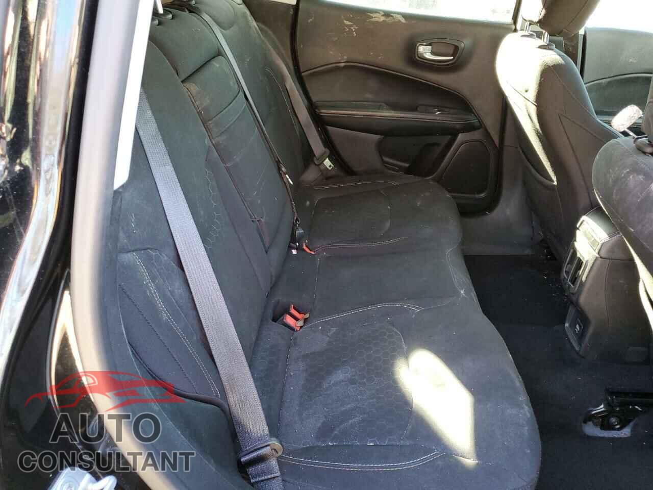 JEEP COMPASS 2017 - 3C4NJCAB7HT697508