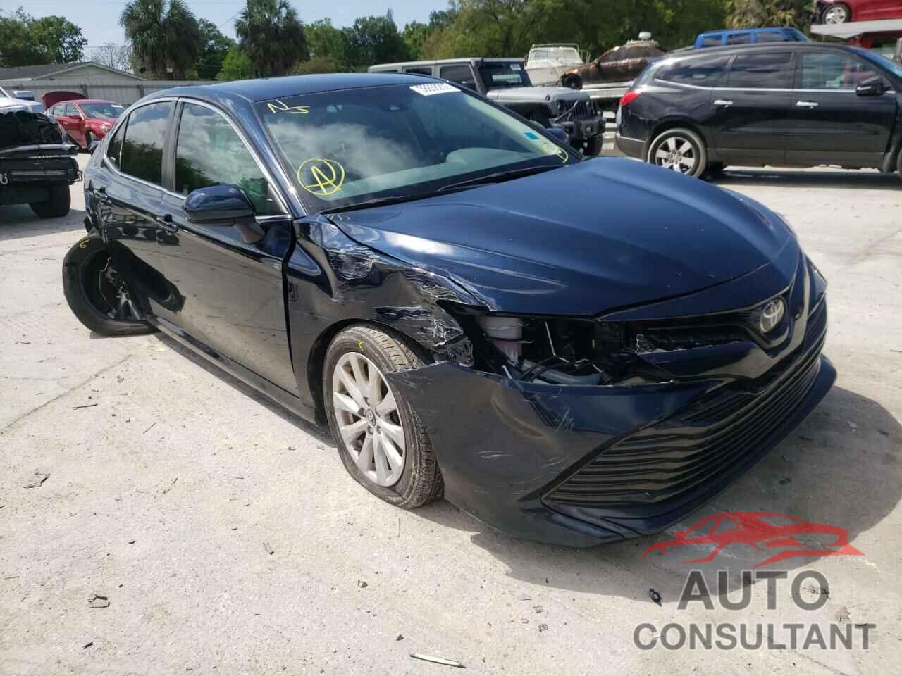 TOYOTA CAMRY 2018 - 4T1B11HK0JU637347