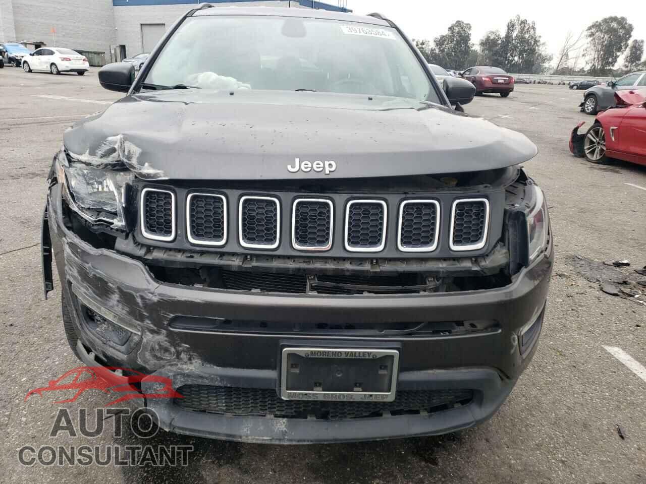 JEEP COMPASS 2020 - 3C4NJCBB4LT257558