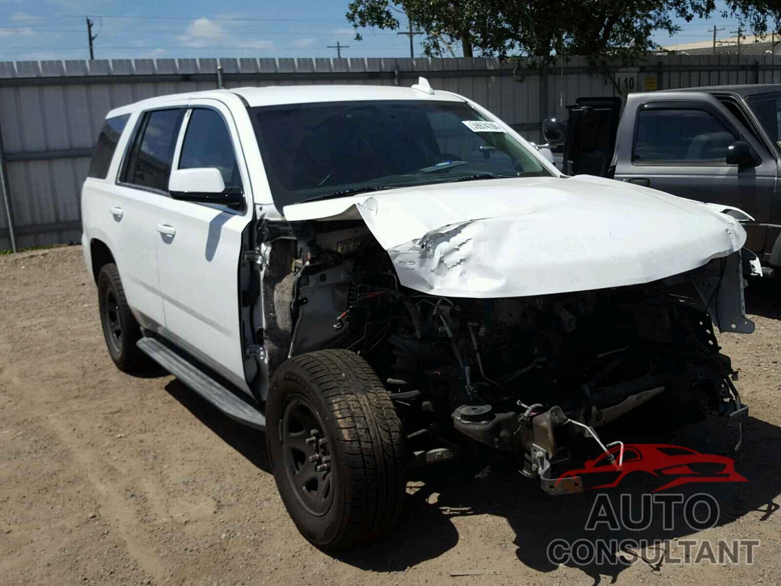 CHEVROLET TAHOE 2015 - 1GNLC2EC7FR577557