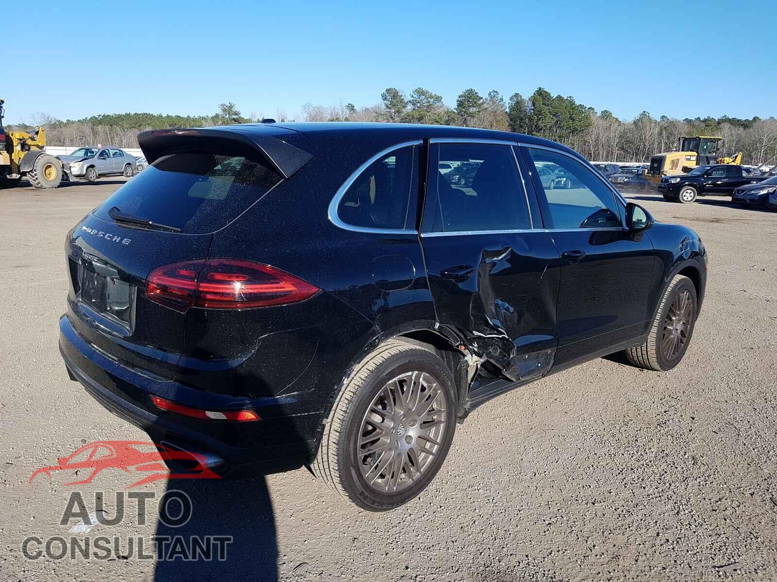 PORSCHE CAYENNE 2016 - WP1AA2A22GLA11599