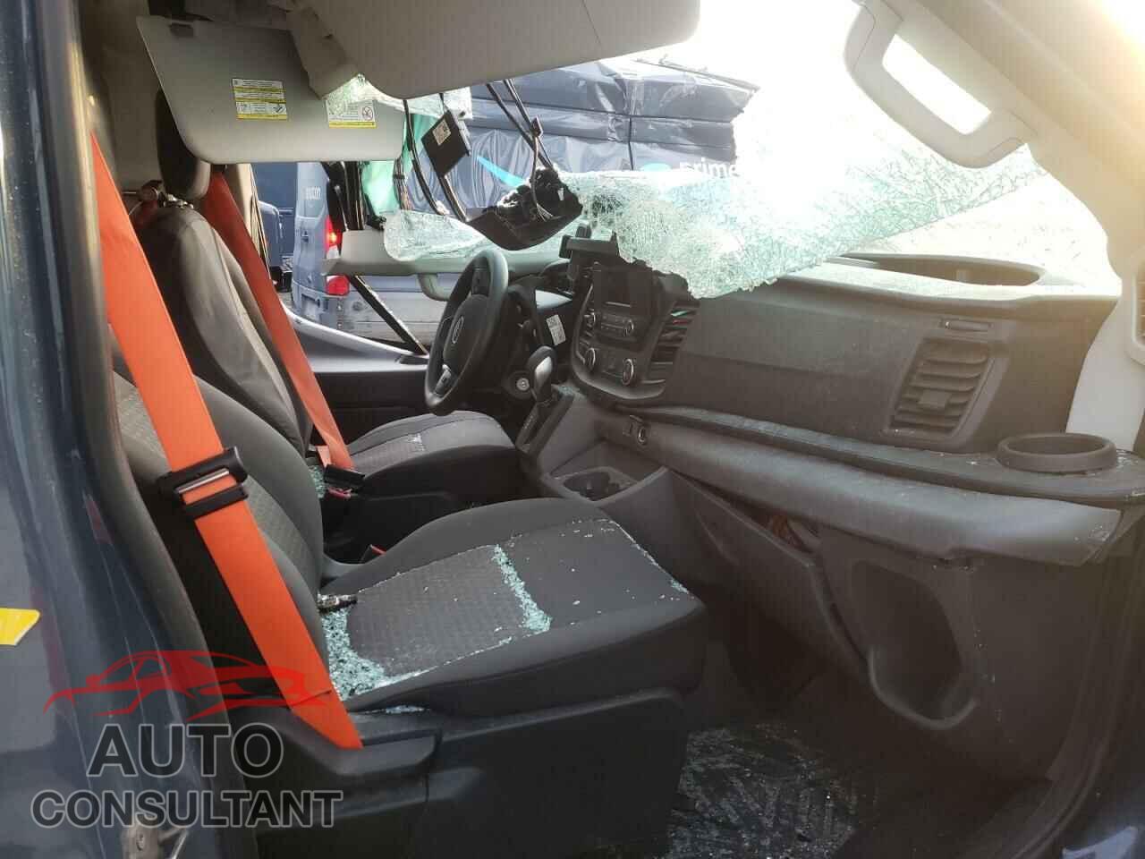 FORD TRANSIT CO 2020 - 1FTBR3X86LKB13682