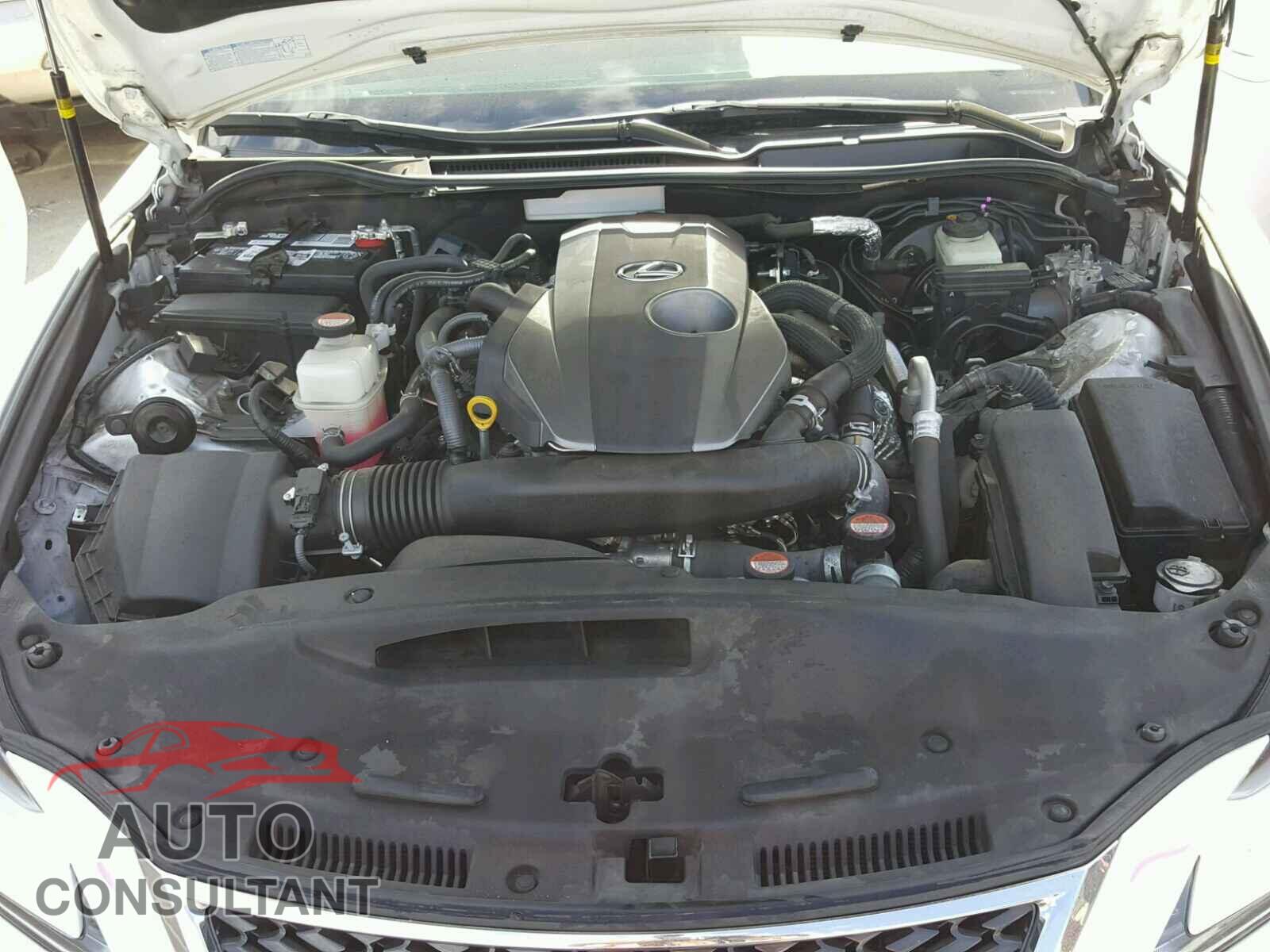 LEXUS IS 2016 - JTHBA1D23G5011786